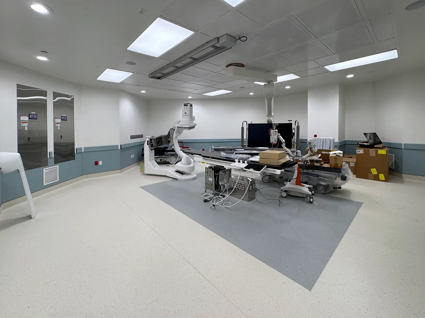 Hospital cath lab / hybrid operating room electrical work by Texas A&E